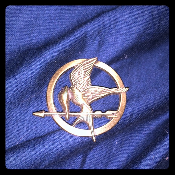 mockingjay pin - Picture 1 of 1